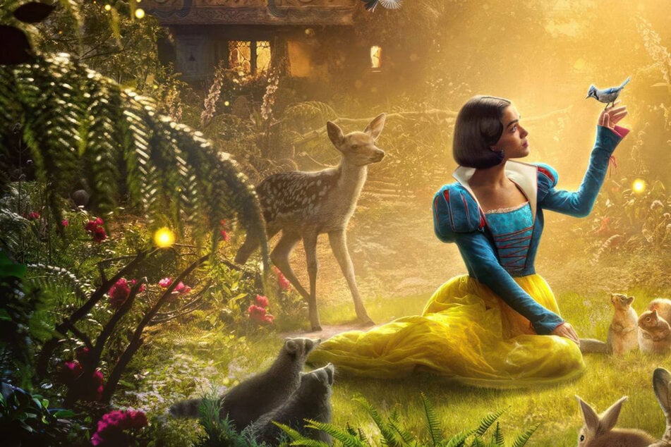 New Snow White overcomes grumpy critics to top the box office
